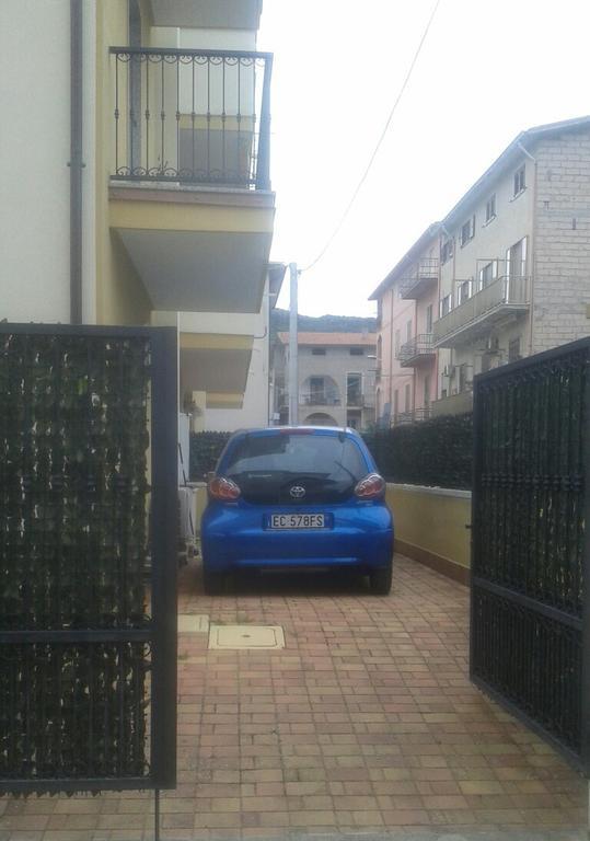 Piccolo B Apartment Bosa Bagian luar foto